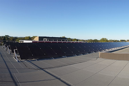 Installation autoconsommation solaire sur gymnase municipal